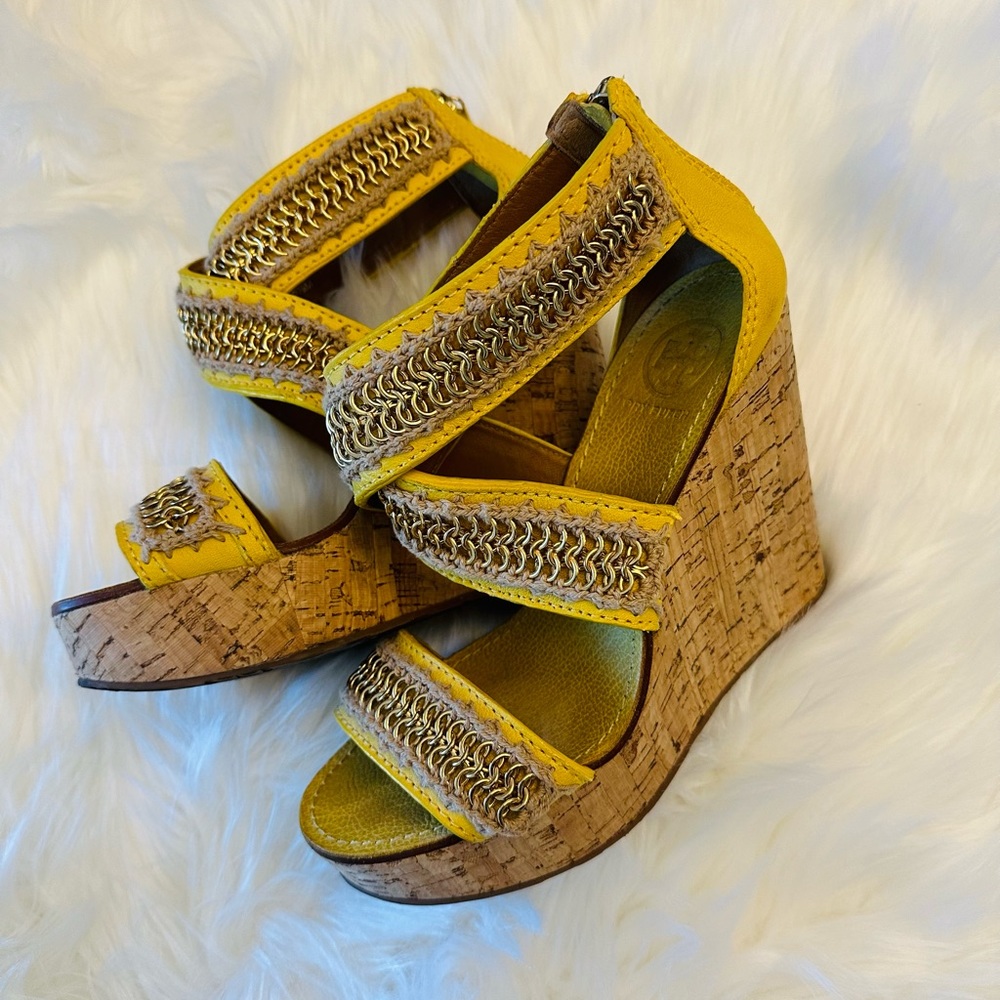 Tory Burch wedges❤️
